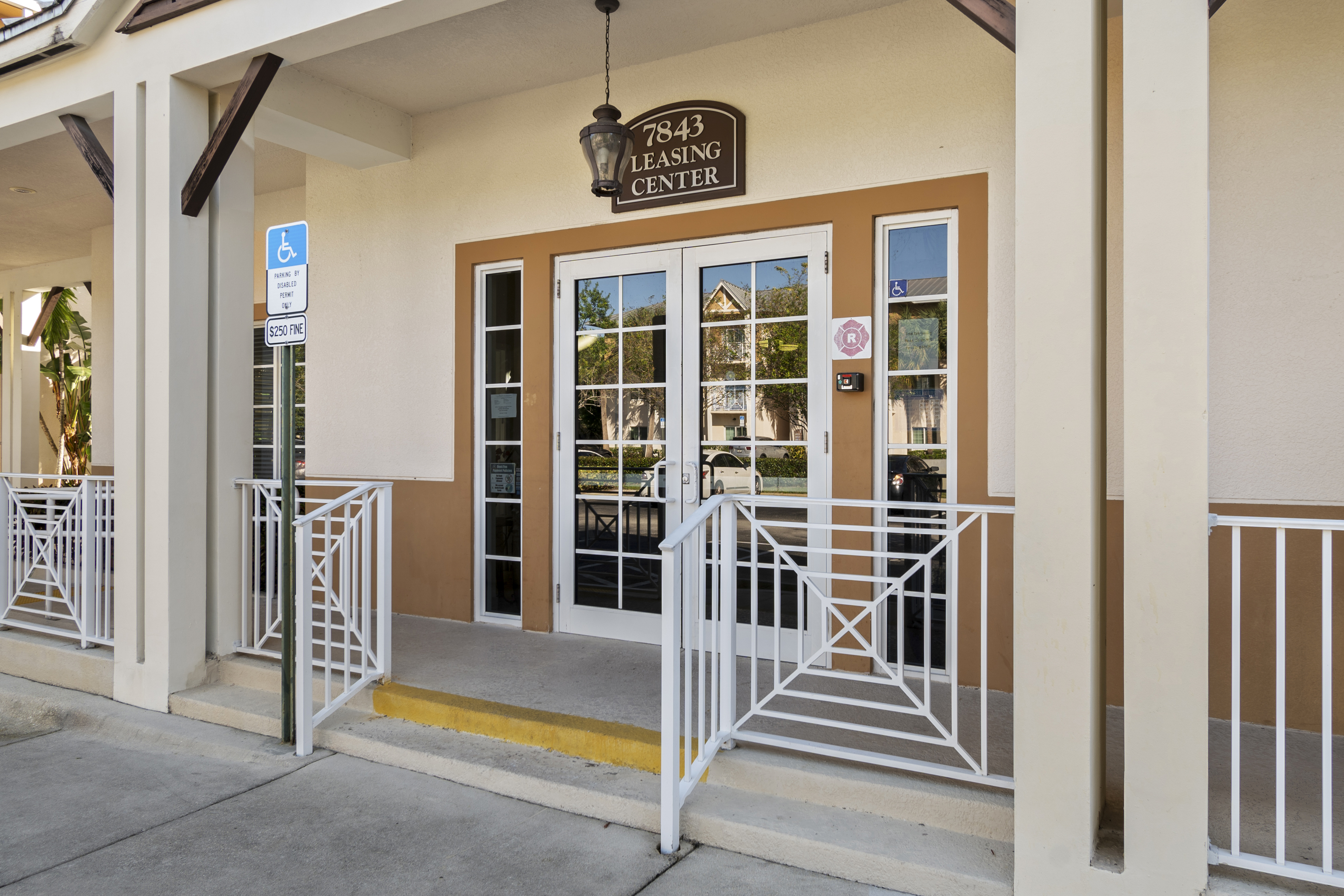 Town Park Crossing apartments — entrance