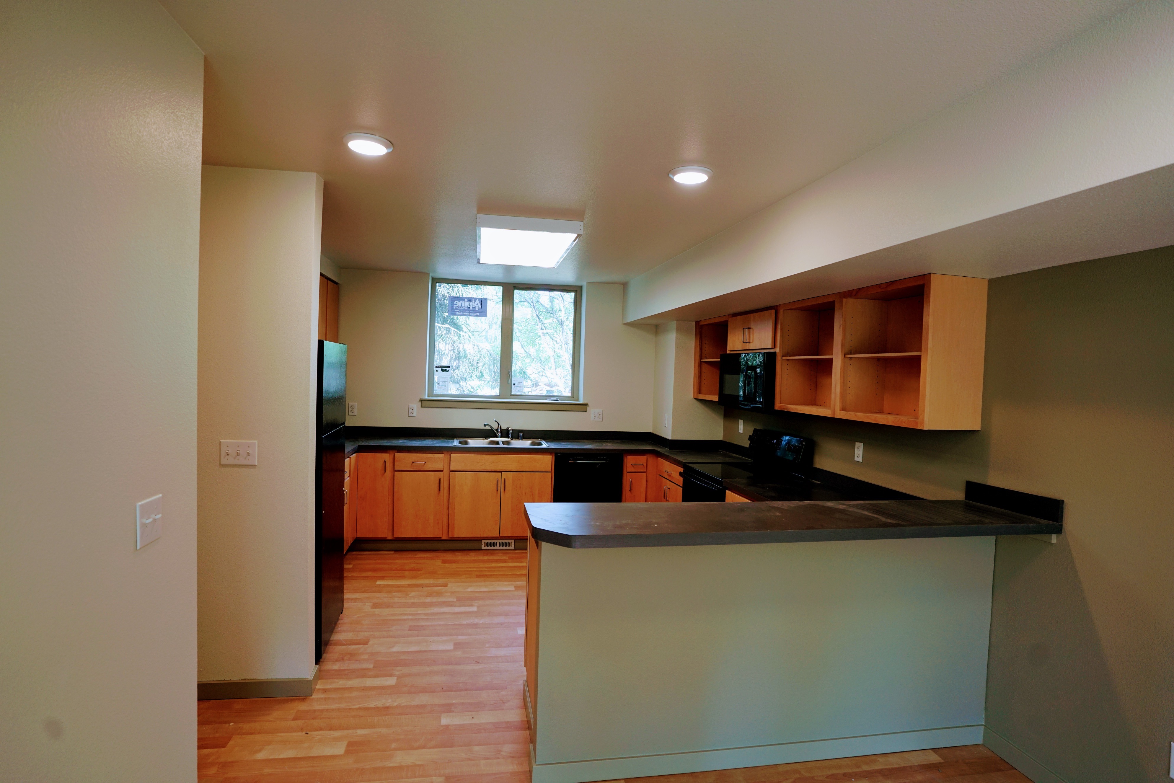 Turnagain Place photo 4